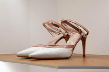 Fotoservizio/SS 2024/WOMEN/PRESENTAZIONE/POLLINI/DP2/29