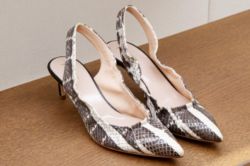 Fotoservizio/SS 2024/WOMEN/PRESENTAZIONE/POLLINI/DP2/35