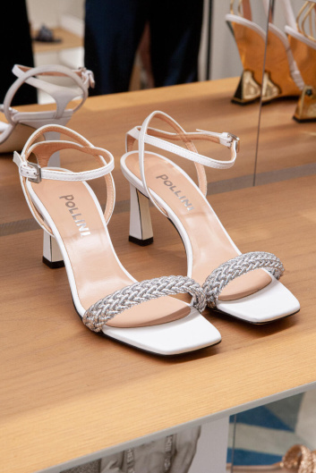 Fotoservizio/SS 2024/WOMEN/PRESENTAZIONE/POLLINI/DP2/13