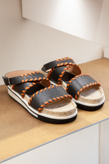 Fotoservizio/SS 2024/WOMEN/PRESENTAZIONE/POLLINI/DP2/19
