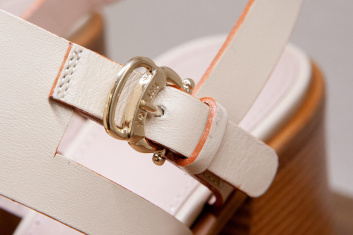 Fotoservizio/SS 2024/WOMEN/PRESENTAZIONE/POLLINI/DP2/62
