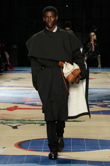 Fotoservizio/SS 2024/WOMEN/SFILATA/BOTTEGA VENETA/DP2/11