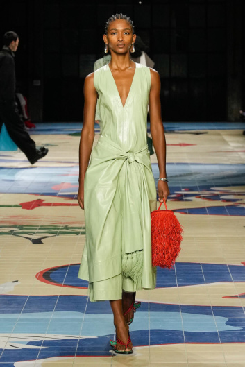 Fotoservizio/SS 2024/WOMEN/SFILATA/BOTTEGA VENETA/DP2/13