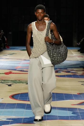 Fotoservizio/SS 2024/WOMEN/SFILATA/BOTTEGA VENETA/DP2/0
