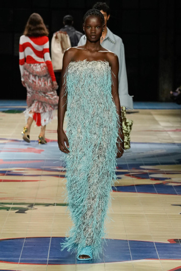 Fotoservizio/SS 2024/WOMEN/SFILATA/BOTTEGA VENETA/DP2/11