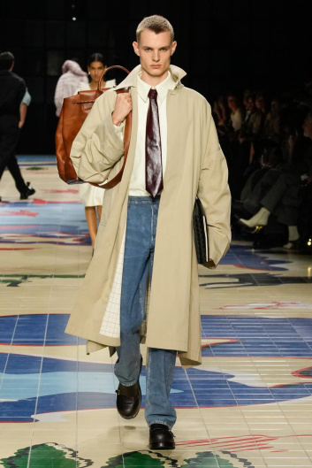 Fotoservizio/SS 2024/WOMEN/SFILATA/BOTTEGA VENETA/DP2/13