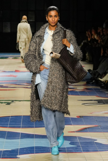 Fotoservizio/SS 2024/WOMEN/SFILATA/BOTTEGA VENETA/DP2/10