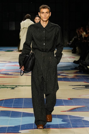Fotoservizio/SS 2024/WOMEN/SFILATA/BOTTEGA VENETA/DP2/24