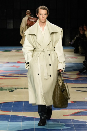 Fotoservizio/SS 2024/WOMEN/SFILATA/BOTTEGA VENETA/DP2/19