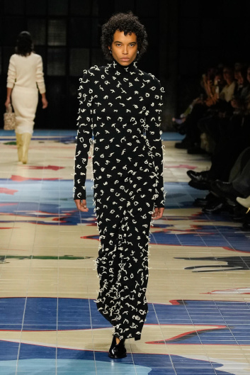Fotoservizio/SS 2024/WOMEN/SFILATA/BOTTEGA VENETA/DP2/31