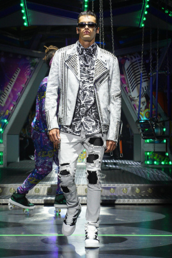 Fotoservizio/SS 2024/WOMEN/SFILATA/PHILIPP PLEIN/DP2/39