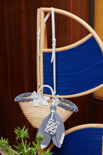 Fotoservizio/SS 2024/WOMEN/PRESENTAZIONE/CASADEI/DP2/49