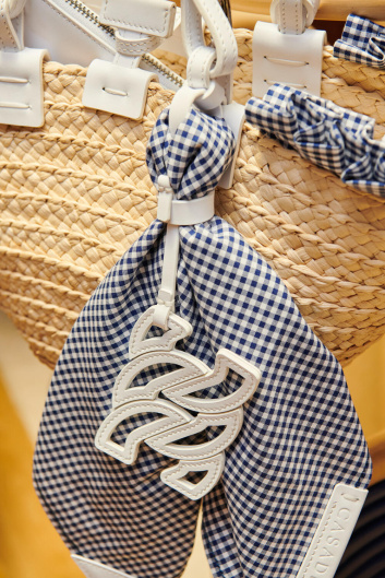 Fotoservizio/SS 2024/WOMEN/PRESENTAZIONE/CASADEI/DP2/72