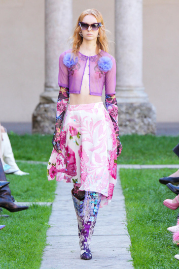 Fotoservizio/SS 2024/WOMEN/SFILATA/SHUTING QIU/DP2/1
