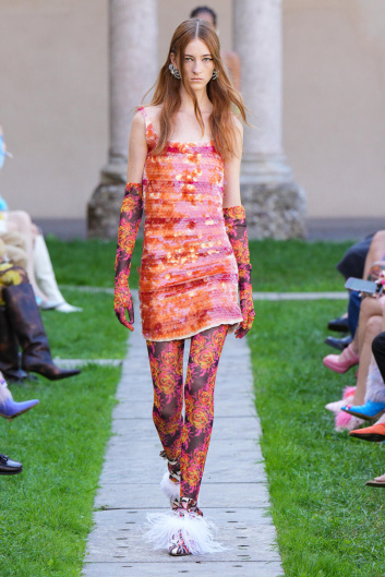 Fotoservizio/SS 2024/WOMEN/SFILATA/SHUTING QIU/DP2/4