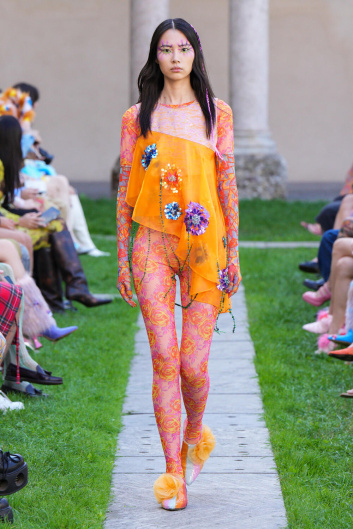 Fotoservizio/SS 2024/WOMEN/SFILATA/SHUTING QIU/DP2/7