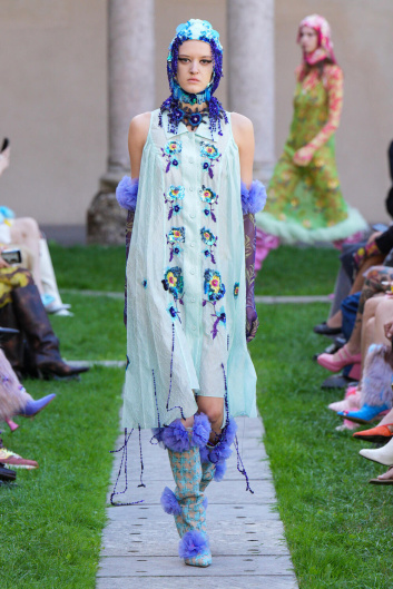 Fotoservizio/SS 2024/WOMEN/SFILATA/SHUTING QIU/DP2/26