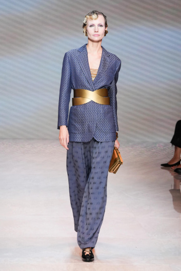 Fotoservizio/SS 2024/WOMEN/SFILATA/GIORGIO ARMANI/DP2/2