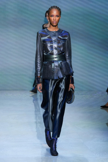 Fotoservizio/SS 2024/WOMEN/SFILATA/GIORGIO ARMANI/DP2/8