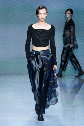 Fotoservizio/SS 2024/WOMEN/SFILATA/GIORGIO ARMANI/DP2/0