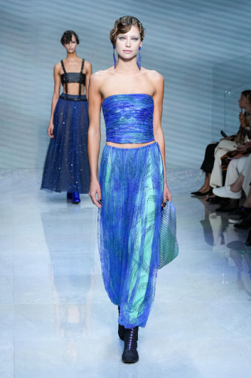 Fotoservizio/SS 2024/WOMEN/SFILATA/GIORGIO ARMANI/DP2/10