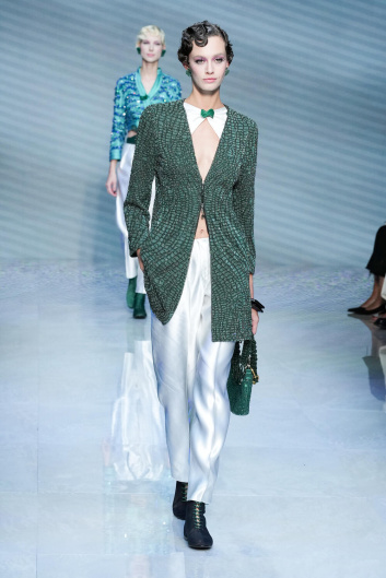 Fotoservizio/SS 2024/WOMEN/SFILATA/GIORGIO ARMANI/DP2/13