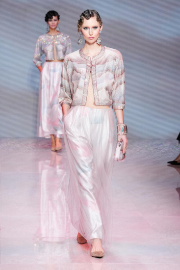 Fotoservizio/SS 2024/WOMEN/SFILATA/GIORGIO ARMANI/DP2/1