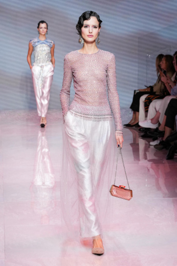Fotoservizio/SS 2024/WOMEN/SFILATA/GIORGIO ARMANI/DP2/3