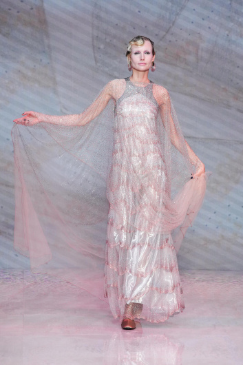 Fotoservizio/SS 2024/WOMEN/SFILATA/GIORGIO ARMANI/DP2/5