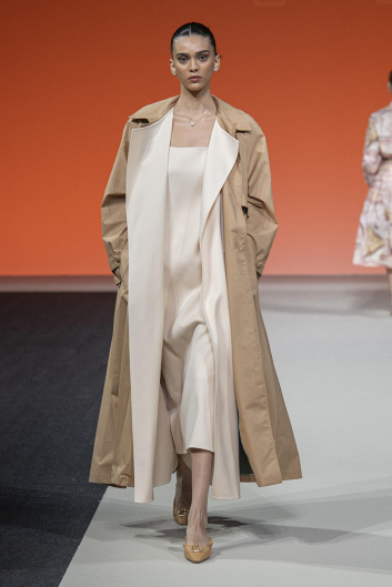 Fotoservizio/SS 2024/WOMEN/SFILATA/LAURA BIAGIOTTI/DP2/2
