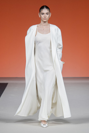 Fotoservizio/SS 2024/WOMEN/SFILATA/LAURA BIAGIOTTI/DP2/26