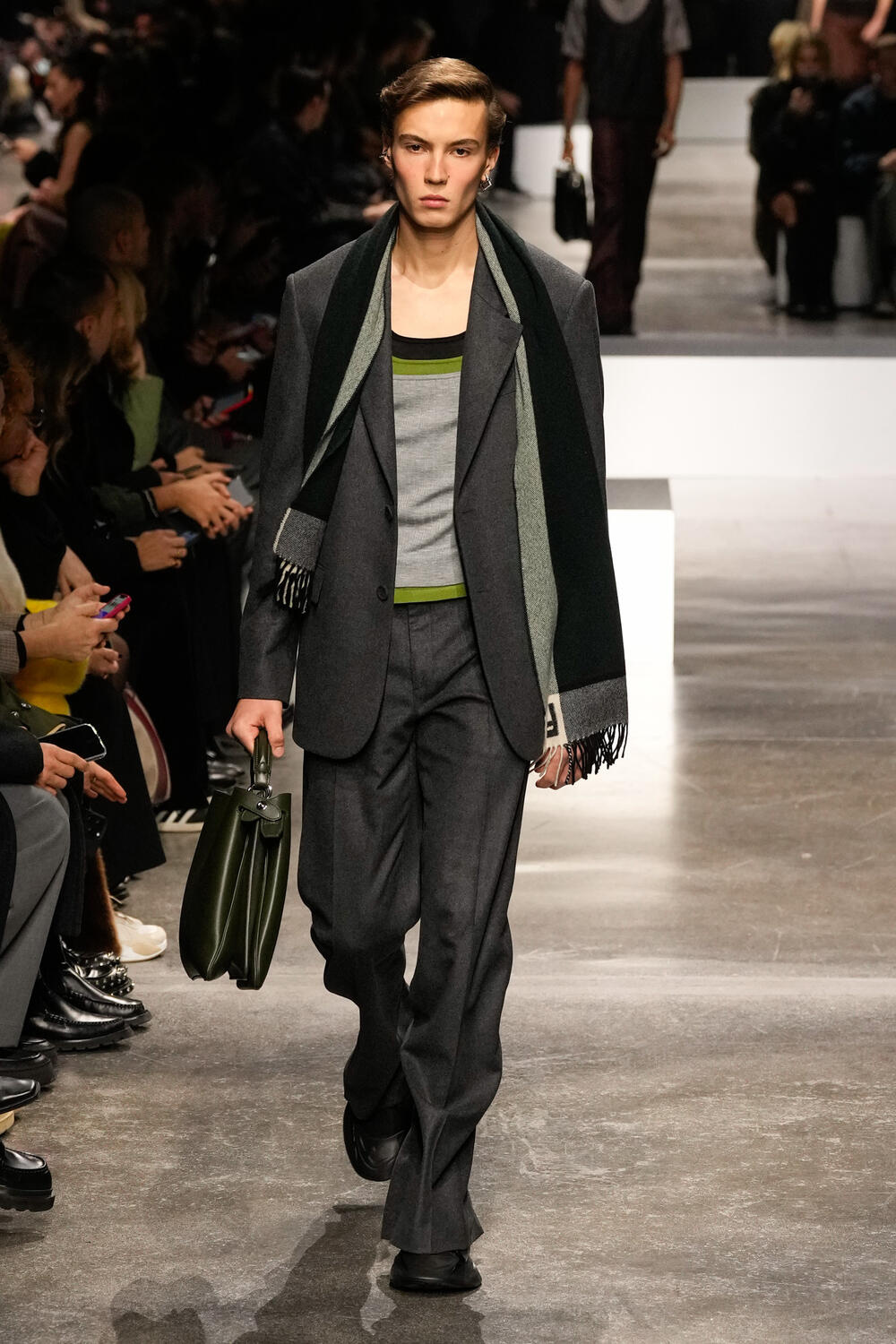 Fotoservizio/FW 24-25/MEN/SFILATA/FENDI/DP2/0