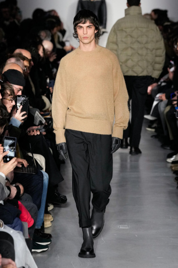 Fotoservizio/FW 24-25/MEN/SFILATA/NEIL BARRETT/DP2/5