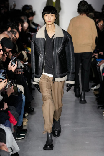 Fotoservizio/FW 24-25/MEN/SFILATA/NEIL BARRETT/DP2/0