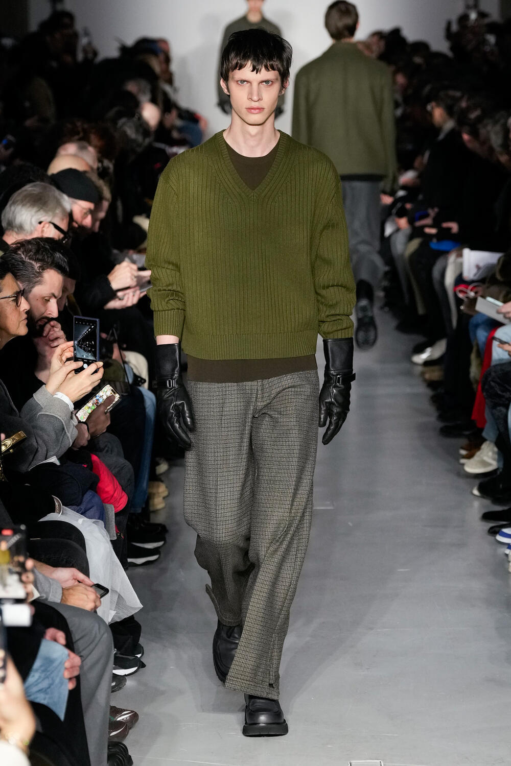 Fotoservizio/FW 24-25/MEN/SFILATA/NEIL BARRETT/DP2/3