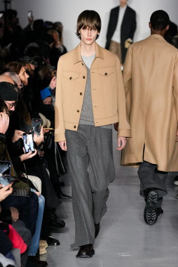Fotoservizio/FW 24-25/MEN/SFILATA/NEIL BARRETT/DP2/1