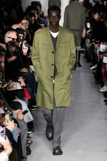 Fotoservizio/FW 24-25/MEN/SFILATA/NEIL BARRETT/DP2/6