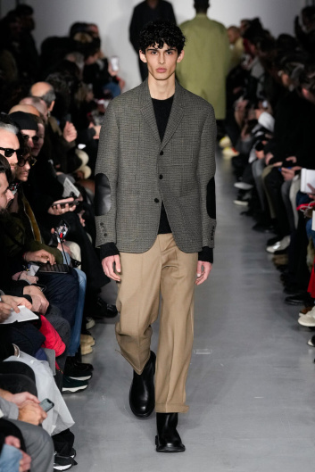 Fotoservizio/FW 24-25/MEN/SFILATA/NEIL BARRETT/DP2/7