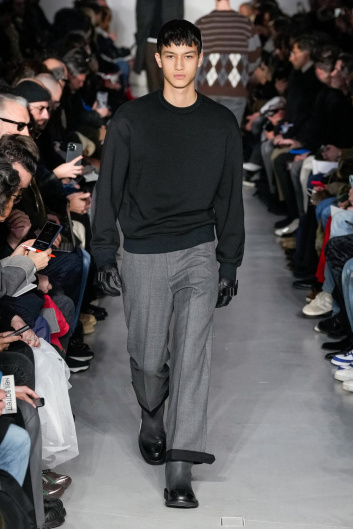 Fotoservizio/FW 24-25/MEN/SFILATA/NEIL BARRETT/DP2/11