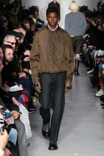 Fotoservizio/FW 24-25/MEN/SFILATA/NEIL BARRETT/DP2/6