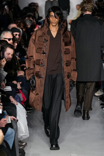 Fotoservizio/FW 24-25/MEN/SFILATA/NEIL BARRETT/DP2/0