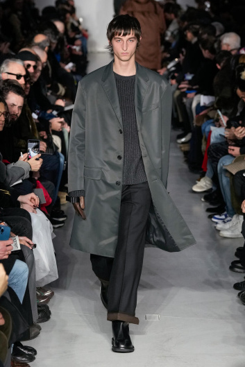 Fotoservizio/FW 24-25/MEN/SFILATA/NEIL BARRETT/DP2/1