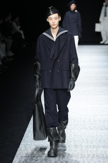 Fotoservizio/FW 24-25/MEN/SFILATA/EMPORIO ARMANI/DP2/4