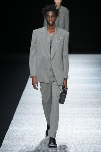 Fotoservizio/FW 24-25/MEN/SFILATA/EMPORIO ARMANI/DP2/10