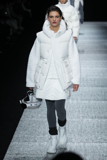 Fotoservizio/FW 24-25/MEN/SFILATA/EMPORIO ARMANI/DP2/0