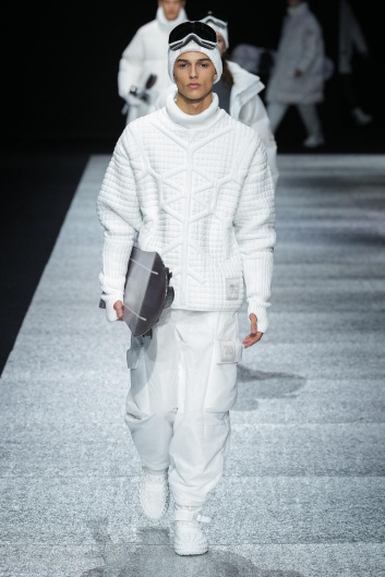 Fotoservizio/FW 24-25/MEN/SFILATA/EMPORIO ARMANI/DP2/21