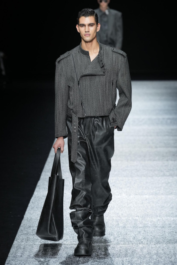 Fotoservizio/FW 24-25/MEN/SFILATA/EMPORIO ARMANI/DP2/23