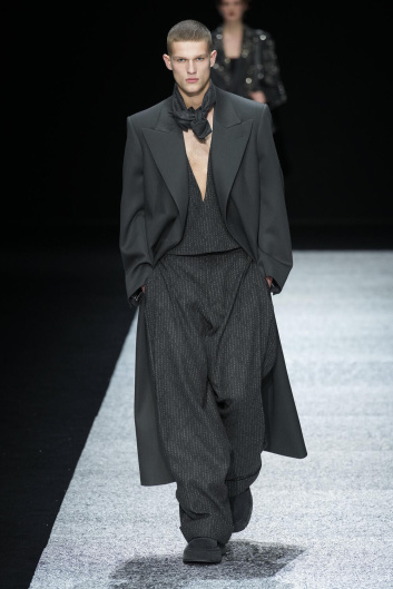 Fotoservizio/FW 24-25/MEN/SFILATA/EMPORIO ARMANI/DP2/19