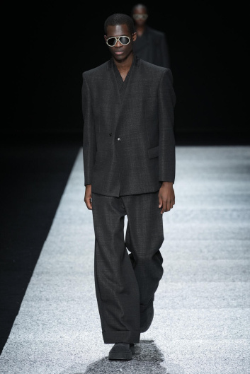 Fotoservizio/FW 24-25/MEN/SFILATA/EMPORIO ARMANI/DP2/28