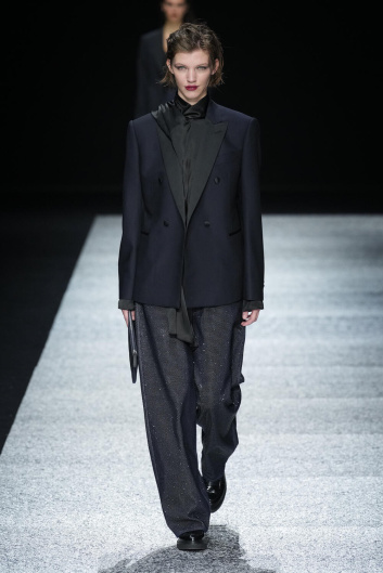 Fotoservizio/FW 24-25/MEN/SFILATA/EMPORIO ARMANI/DP2/38